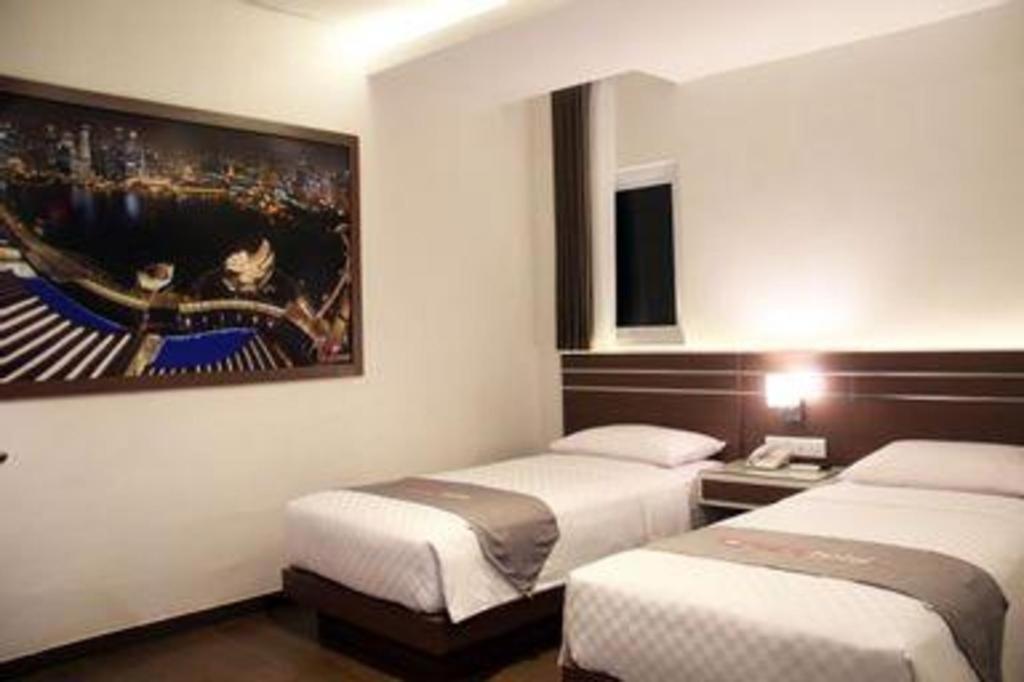 Neotel Hotel City Centre Tanjungredep Kültér fotó