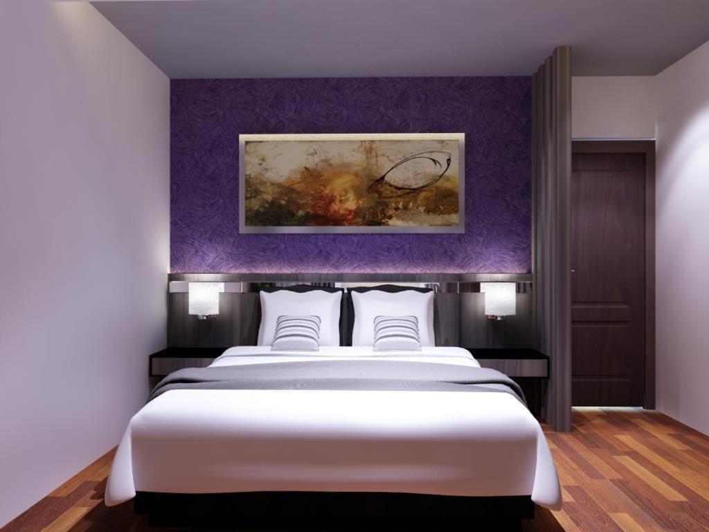 Neotel Hotel City Centre Tanjungredep Kültér fotó
