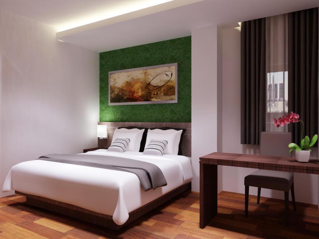 Neotel Hotel City Centre Tanjungredep Kültér fotó