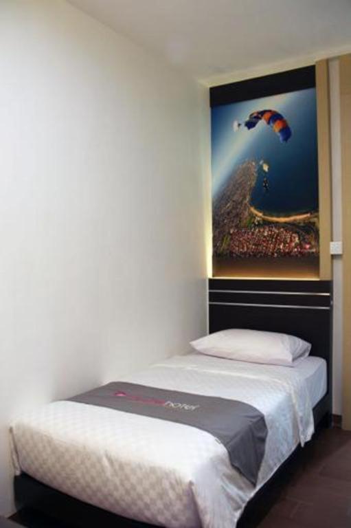Neotel Hotel City Centre Tanjungredep Kültér fotó