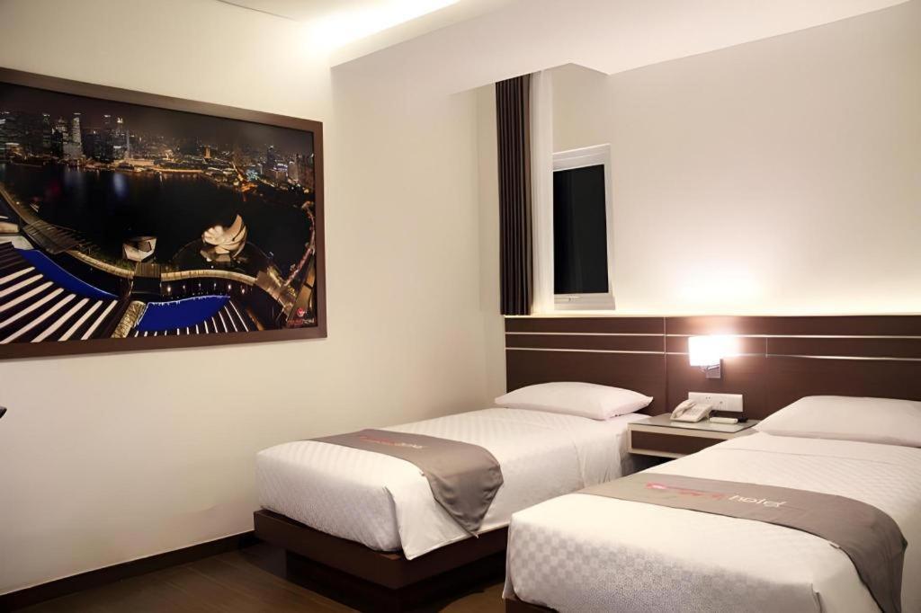 Neotel Hotel City Centre Tanjungredep Kültér fotó