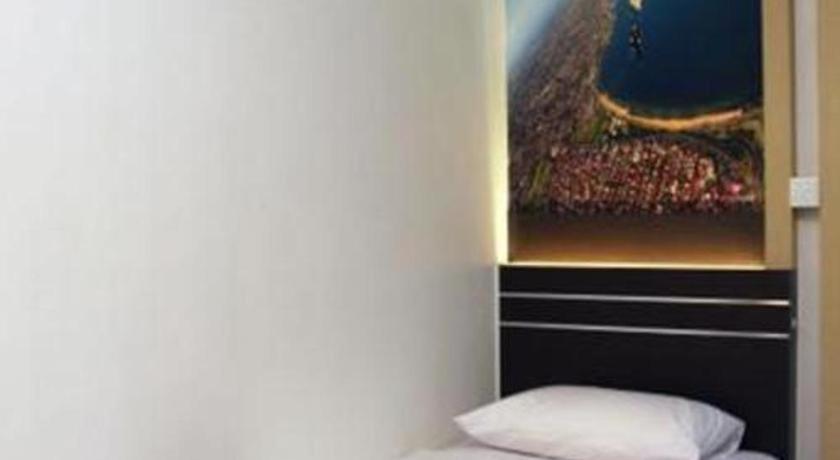 Neotel Hotel City Centre Tanjungredep Kültér fotó