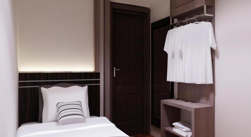 Neotel Hotel City Centre Tanjungredep Kültér fotó